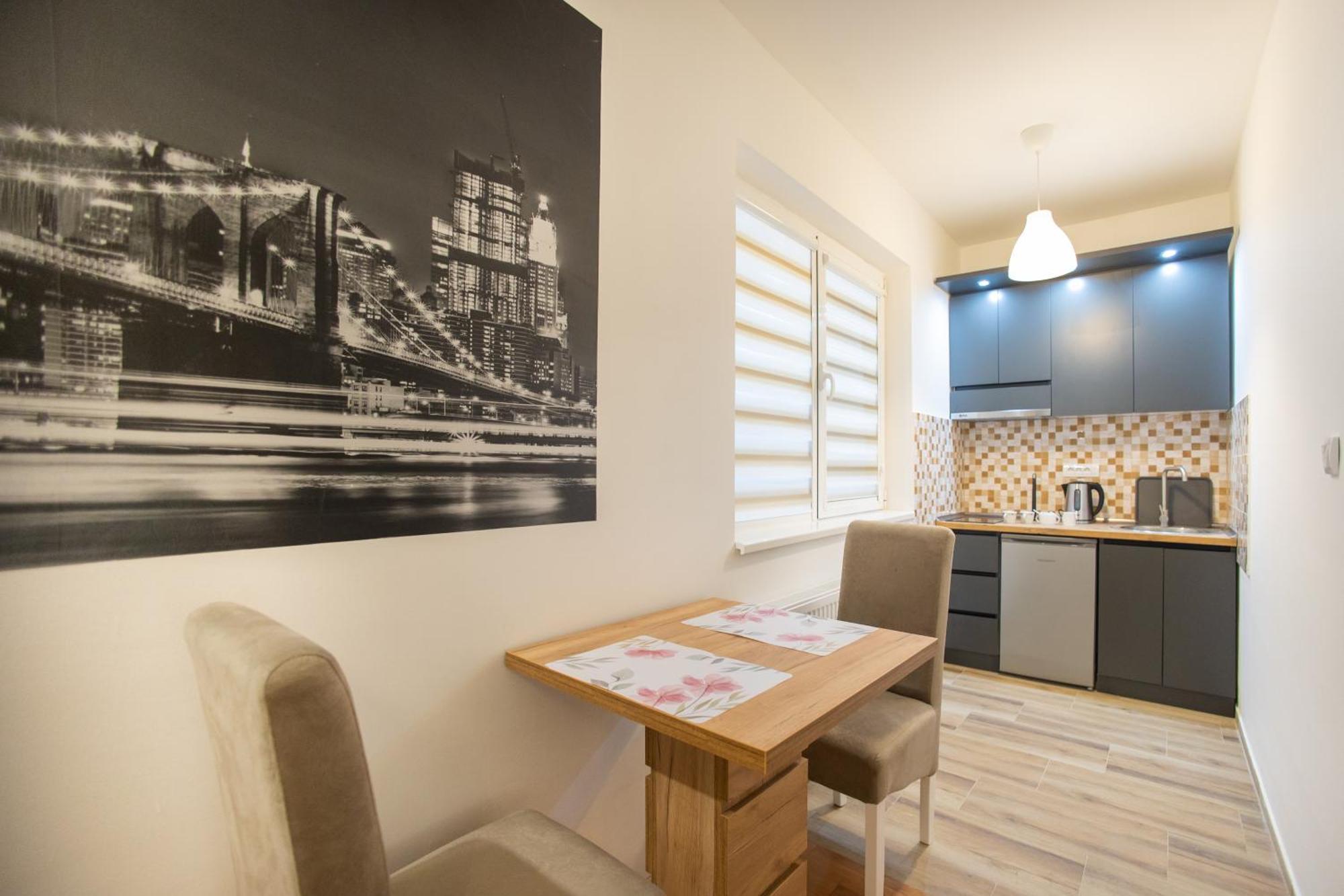 V & V Studio Apartments 2 นิส ภายนอก รูปภาพ