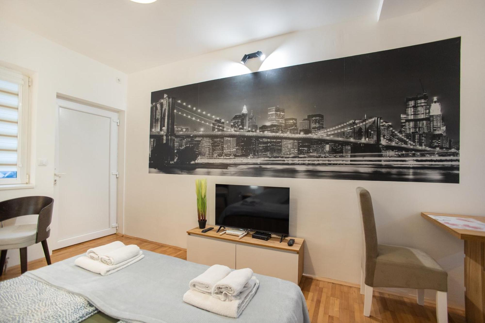 V & V Studio Apartments 2 นิส ภายนอก รูปภาพ